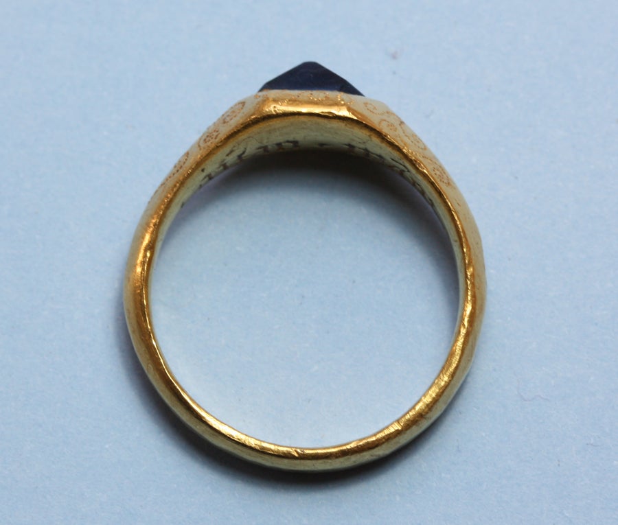 Women's or Men's Important Medieval Octahedron Cut Sapphire and Gold Ring