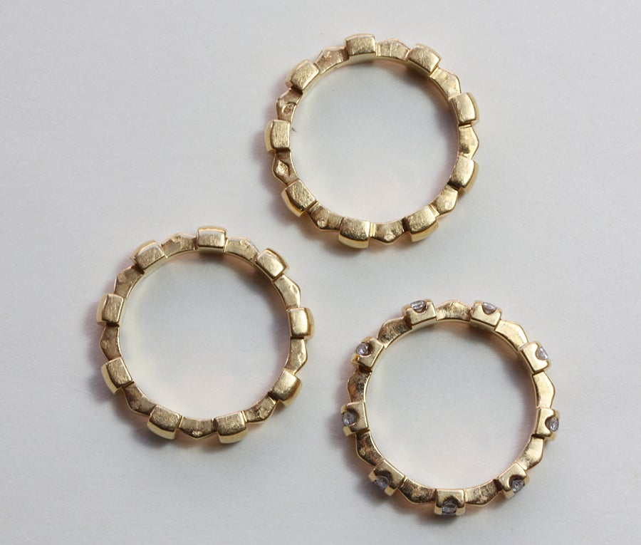 CHANEL 'Palissade' gold and diamond rings 1
