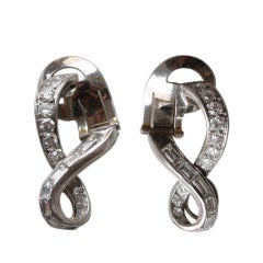 LACLOCHE Diamond and Pear Day and Night Ear Clips