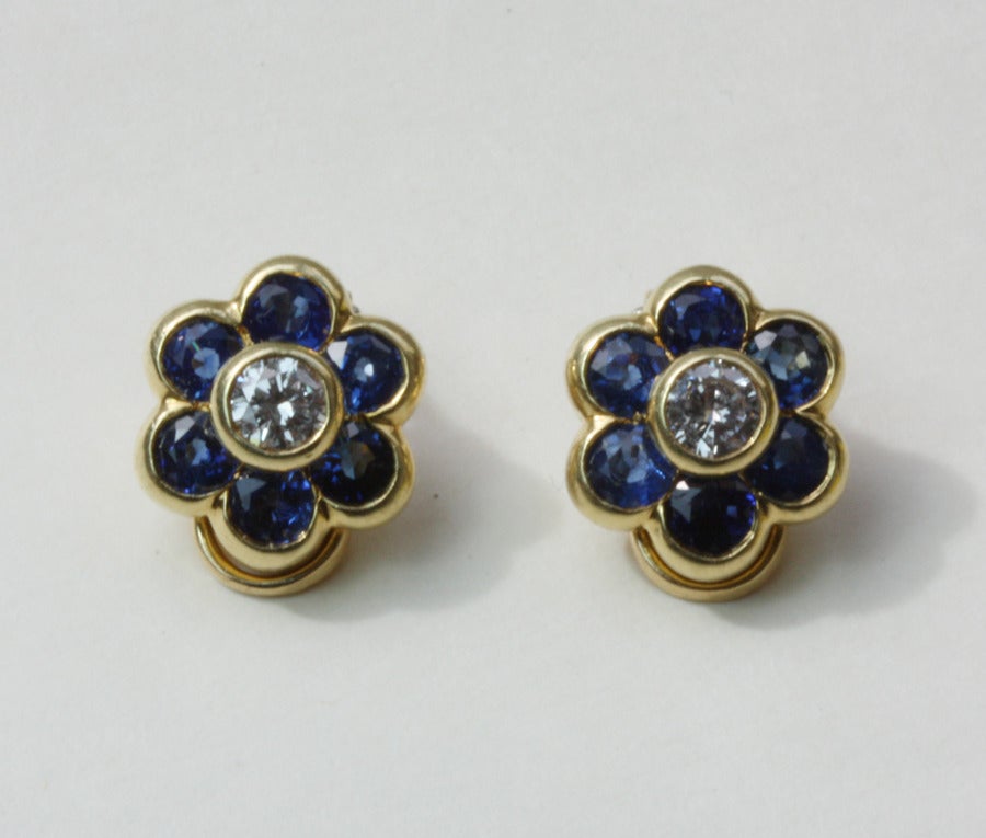 Van Cleef & Arpels Hawaii Flower Sapphire Diamond Ear Clips