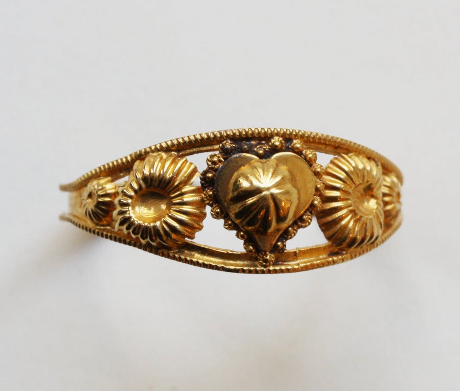 Gold Repousse Heart Ring