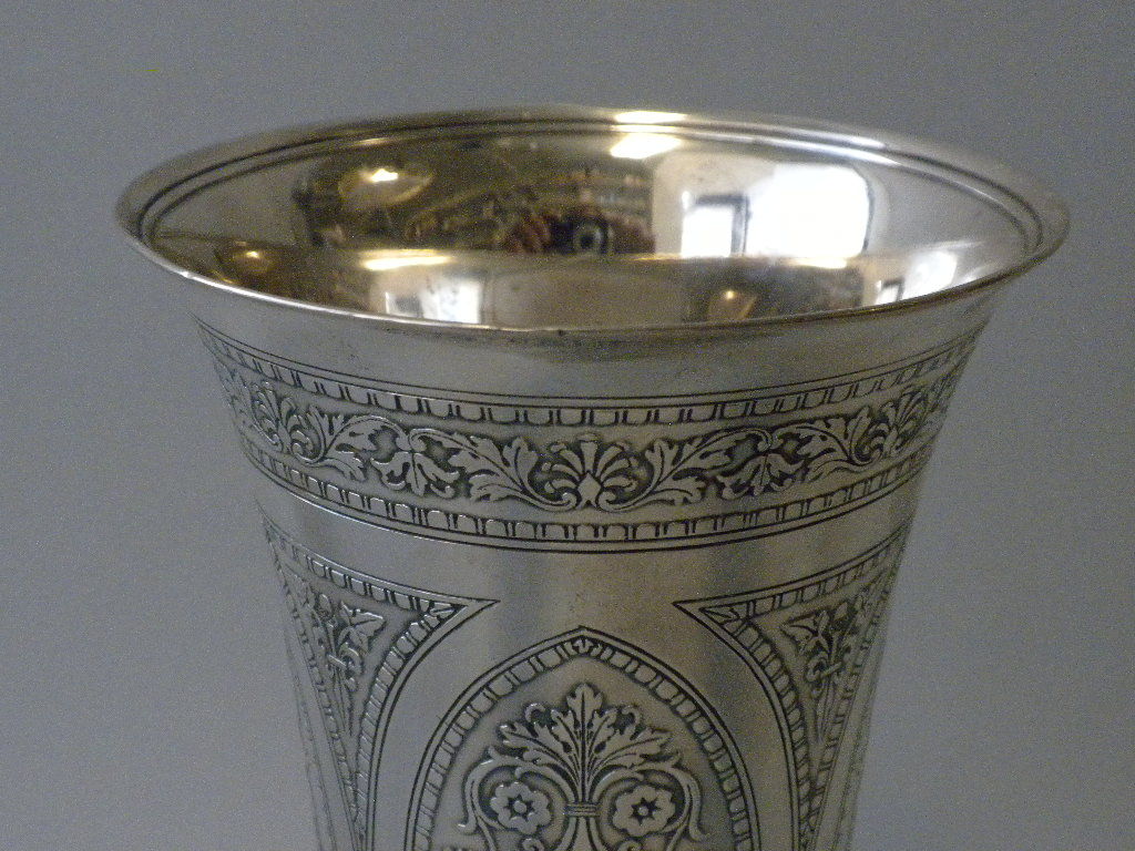 TIFFANY & CO. Sterling Silver Vase, Circa 1910 1