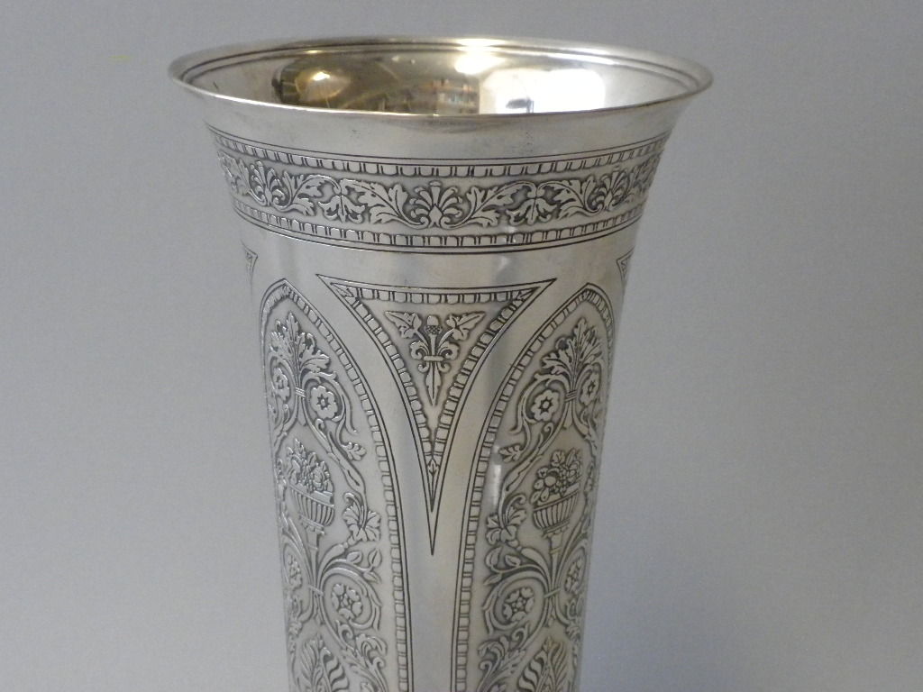 TIFFANY & CO. Sterling Silver Vase, Circa 1910 2