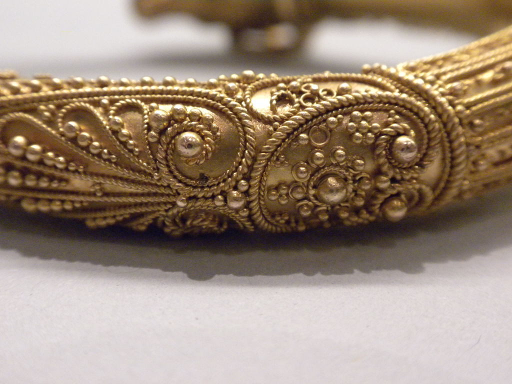 Antique Victorian Gold Bangle Bracelet, Circa 1880 5