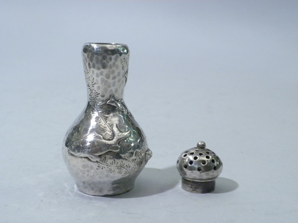 TIFFANY & CO. Sterling Mixed Metals Salt & Peppers Circa 1878 3