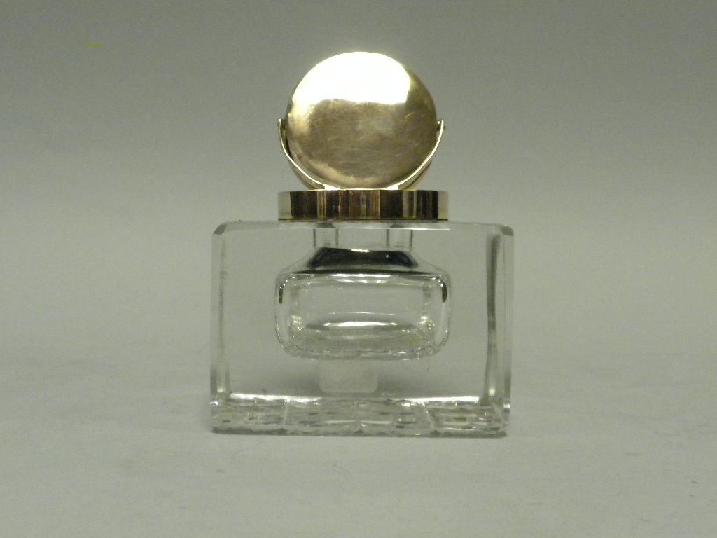 Edward VII 9 Carat Gold Mounted Crystal Inkwell, 1907 2