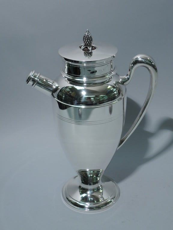 Art Deco Cocktail Shaker - Marvelous Martini - American Sterling Silver In Excellent Condition In New York, NY