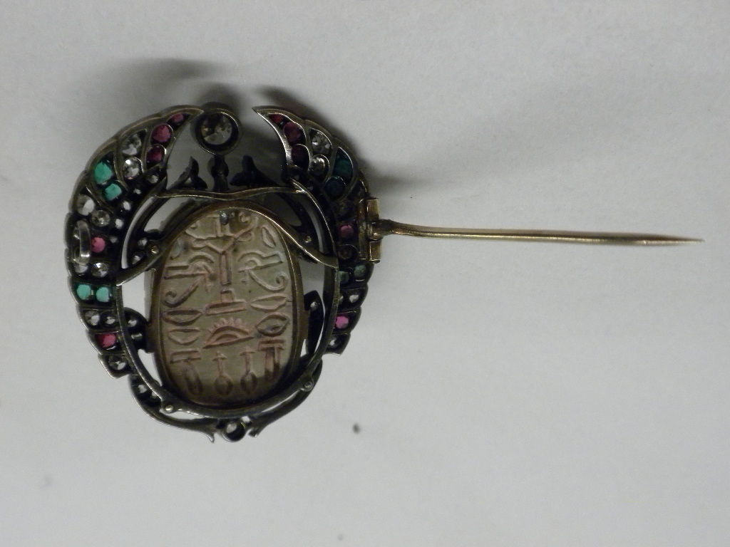 Antique Scarab and Gemset Brooch, Circa 1860 In Excellent Condition In New York, NY