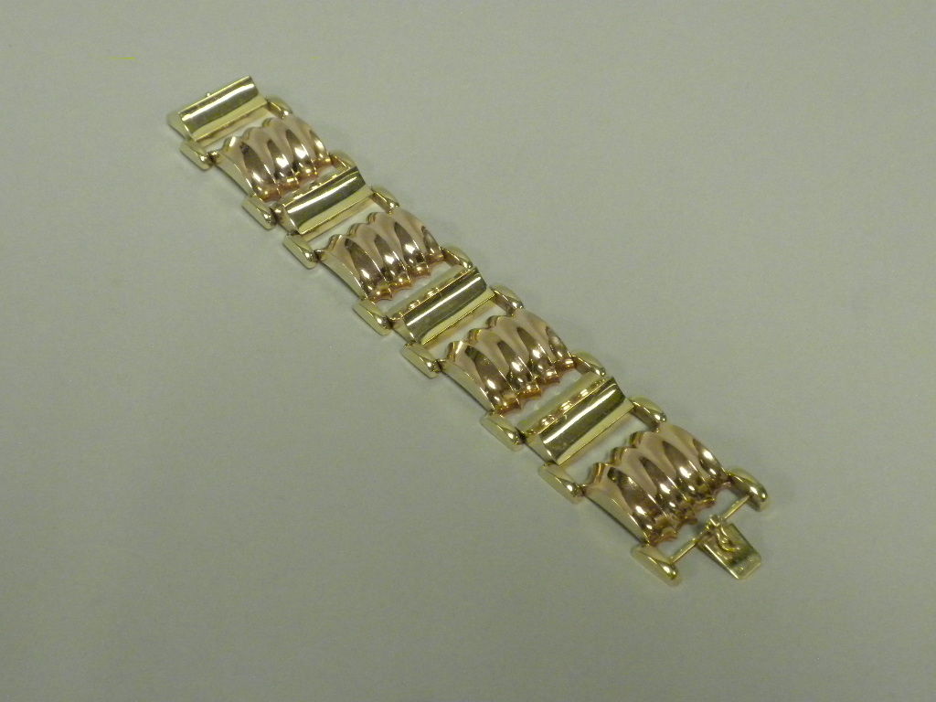 European 2-Color Gold Bracelet, Vienna, Circa 1935
