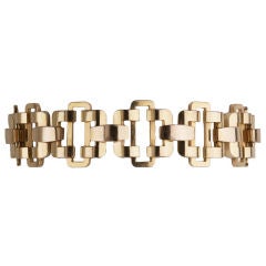 French Retro Buckle Style Gold  Bracelet