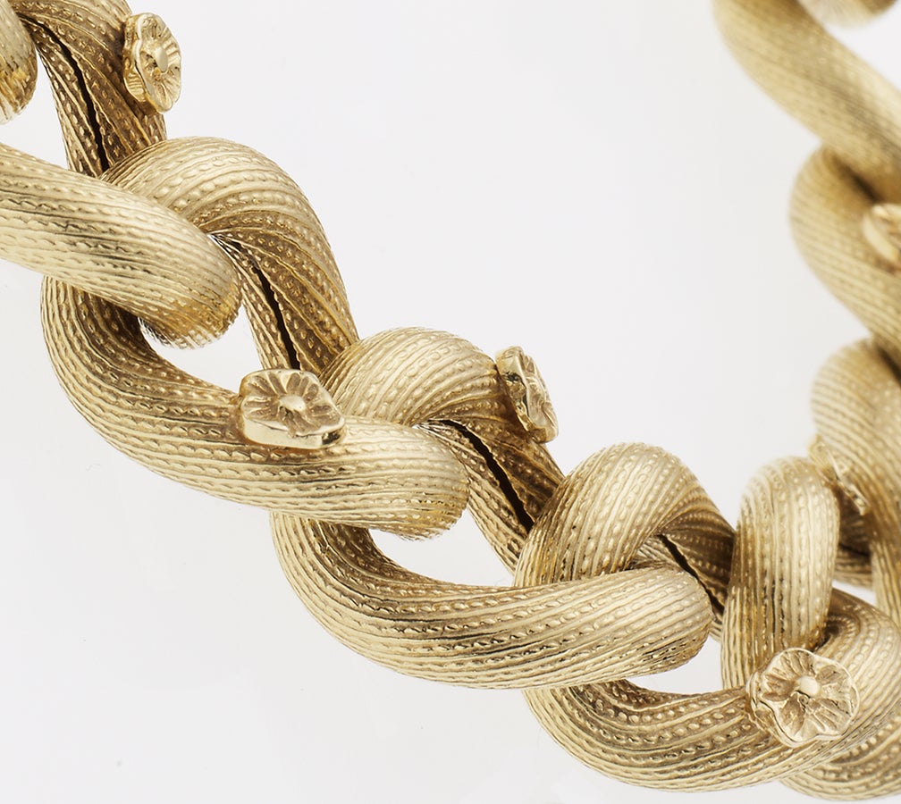 Italian Gold Link Bracelet with Floral Elements