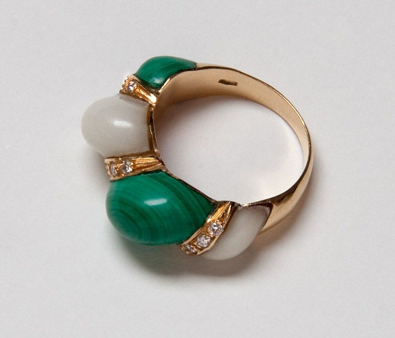 Malachite, White Coral, Diamond and Gold Ring For Sale 1