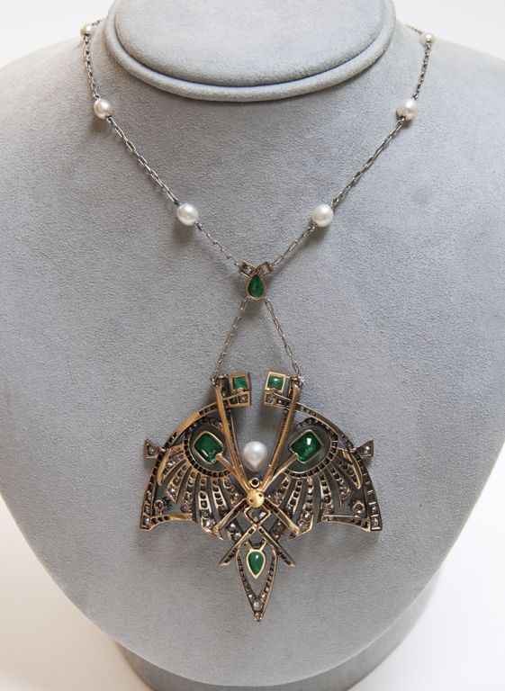 Art Nouveau Diamond, Emerald & Pearl Pendant For Sale 1