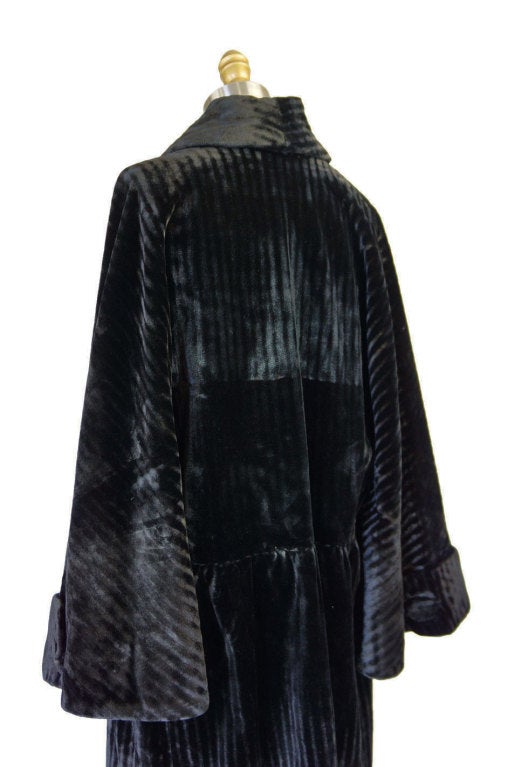 Teens/Early 1920s Velvet Flapper Coat 3