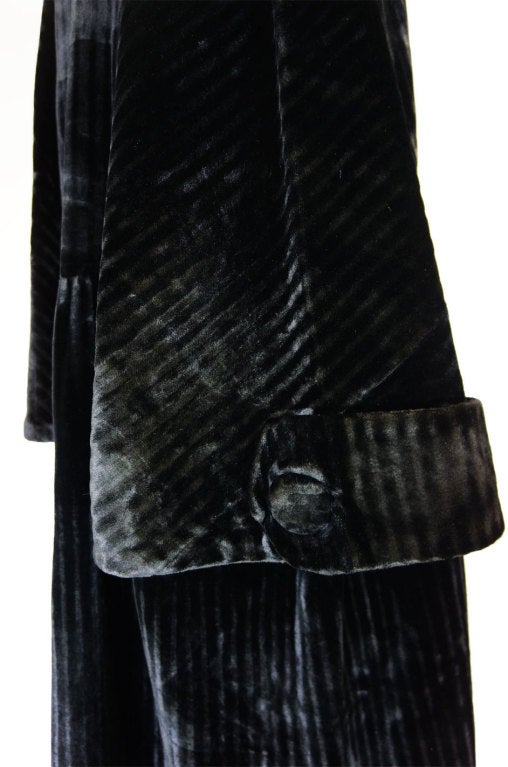 Teens/Early 1920s Velvet Flapper Coat 5