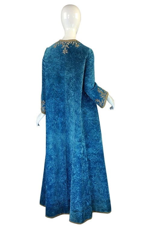 1960s Important George Halley Crystal Encrusted Couture Caftan In Excellent Condition In Rockwood, ON