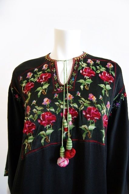 1900s Bedouin Embroidered Gown 3