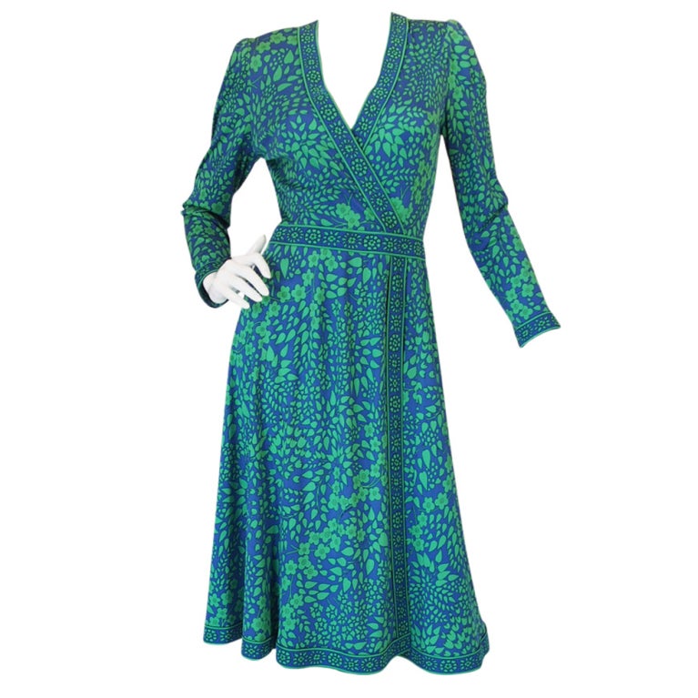 1970s Bessi Green and Blue Print Silk Jersey Dress at 1stdibs