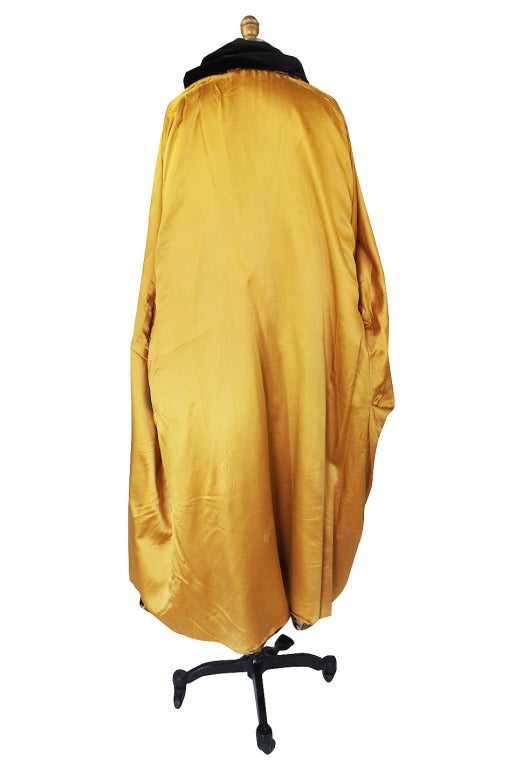 Women's 1920s Gold Lame Flapper Cocoon Coat