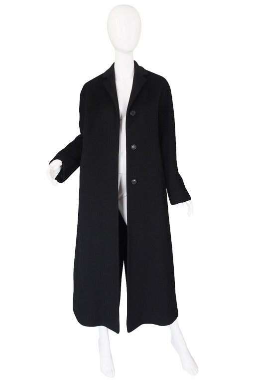 1990s Calvin Klein Minimalist Wool Coat In Excellent Condition For Sale In Rockwood, ON