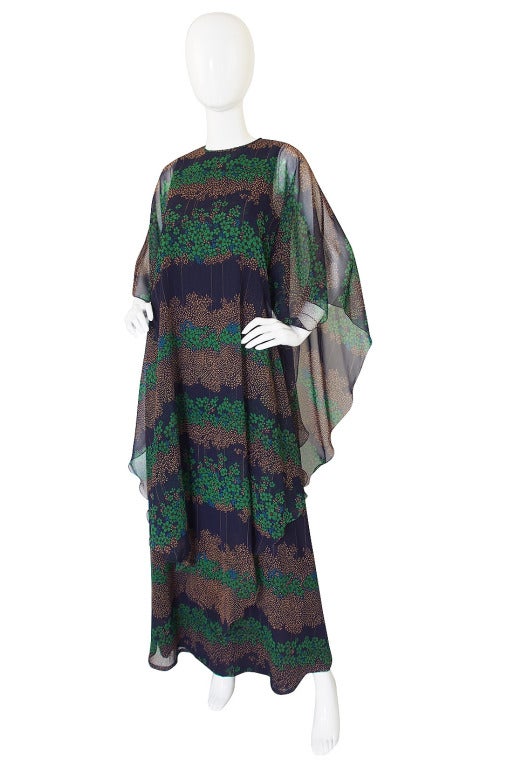 1970s Chiffon Jean Varon Caftan Dress In Excellent Condition For Sale In Rockwood, ON