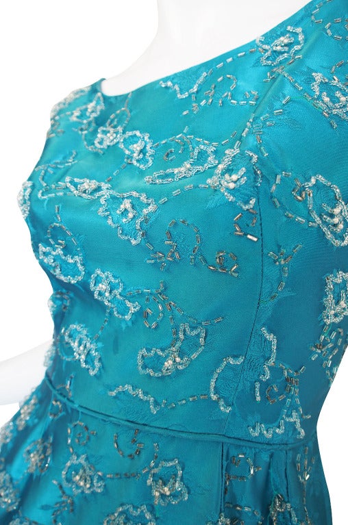 1950s Fully Beaded Brillant Turquoise Gown For Sale 2