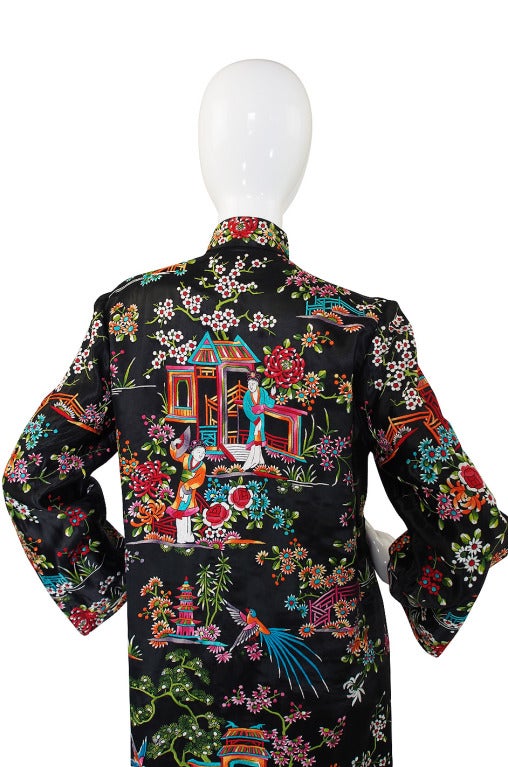 1920s Amazing Embroidered Silk Jacket Coat For Sale 2