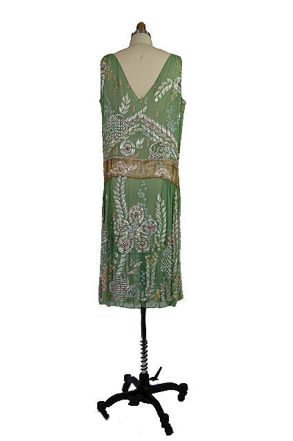 Women's 1920s Elaborately Beaded Flapper