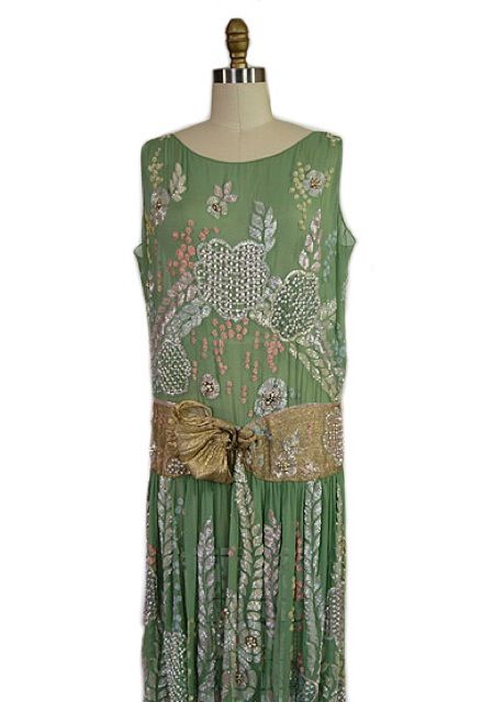 1920s Elaborately Beaded Flapper 5