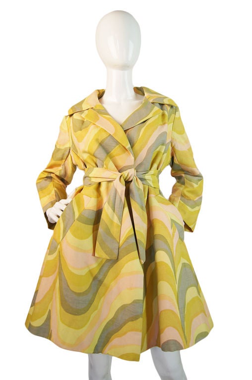 A rare and early Bill Blass for Bond Street little mod coat is one of the best Blass pieces and one of the best coats I have ever had. Everything about it is perfect - the shape, the colors, the cut all done to perfection. The exterior is a almost