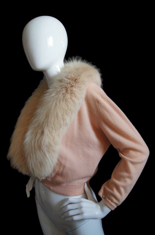 Women's 1950s Pink Cashmere & Fox Sweater