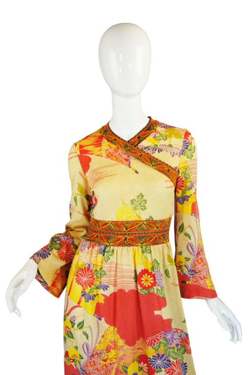 1970s Print Kimono Goldworm Knit Dress 1