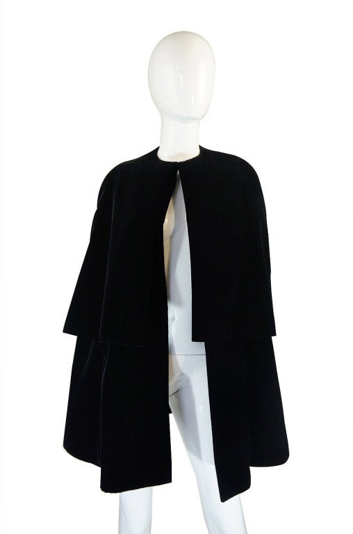 1967 Couture Christian Dior Velvet Cape For Sale 1