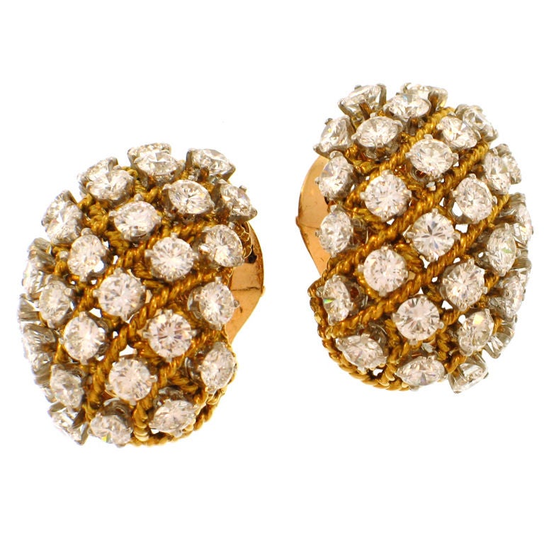 VAN CLEEF & ARPELS Bombe Diamond Earrings, French