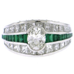 JEWELS BY STAR Diamond and Emerald Platinum Ring