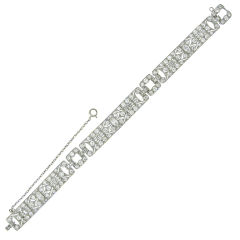 Sweet Art Deco Diamond Bracelet in Platinum