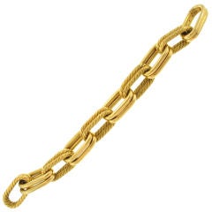 WEINGRILL Large Oblong Textured Link Bracelet