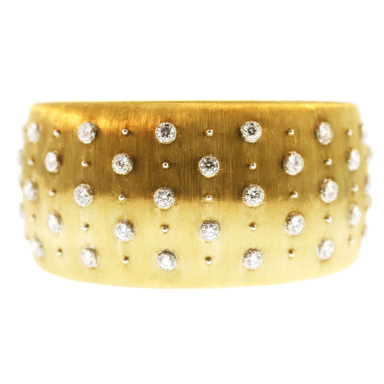 BUCCELLATI Diamond Gold Cuff Bracelet at 1stDibs
