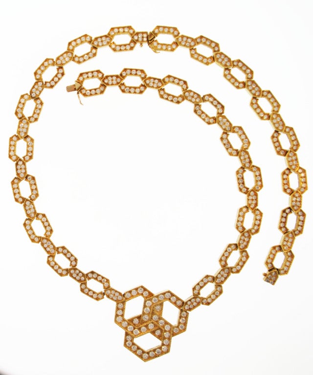 Classic Van Cleef & Arpels Diamond Gold Necklace/Bracelet Combination In Excellent Condition In Atlanta, GA