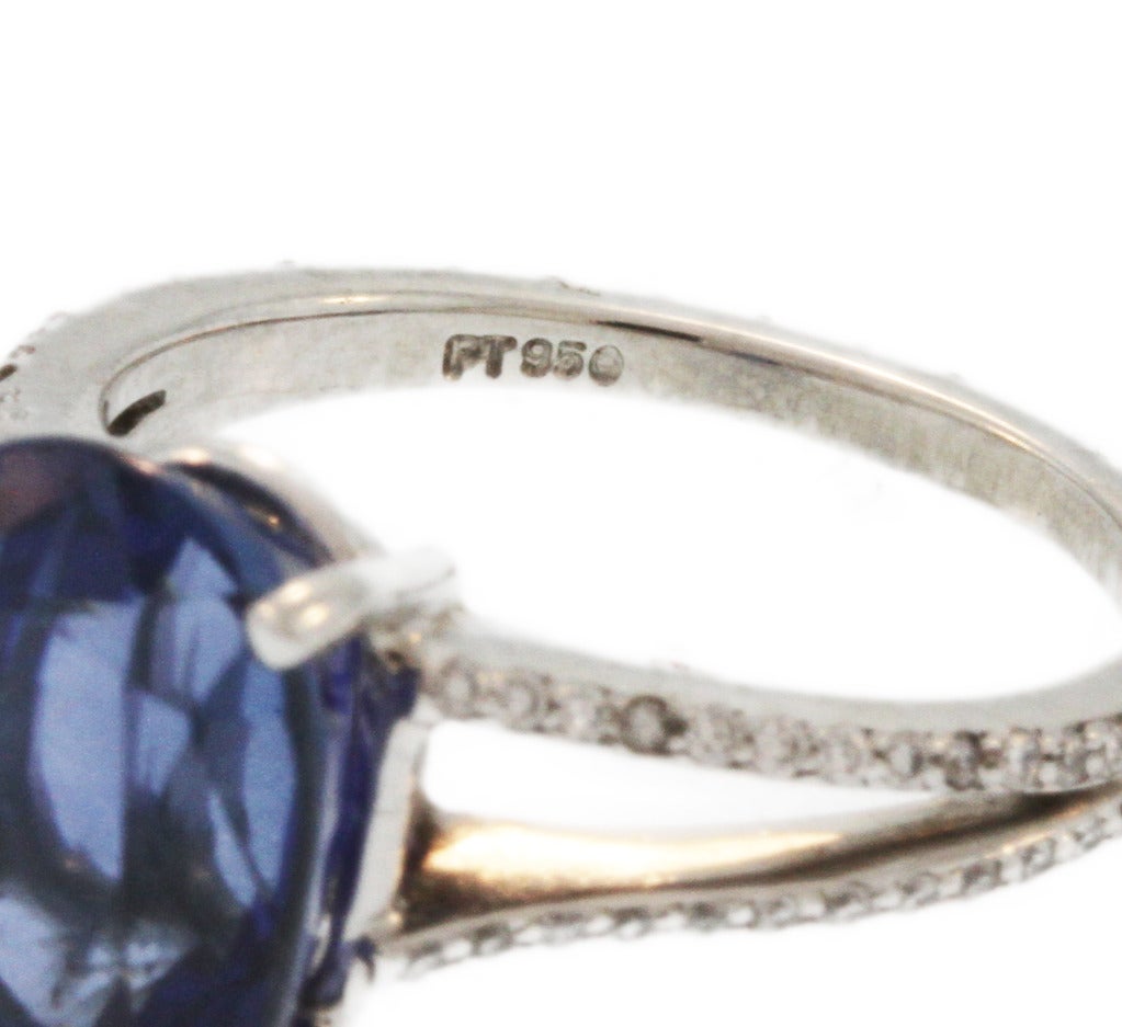 Women's Vivid Blue Ceylon Sapphire Diamond Platinum Ring