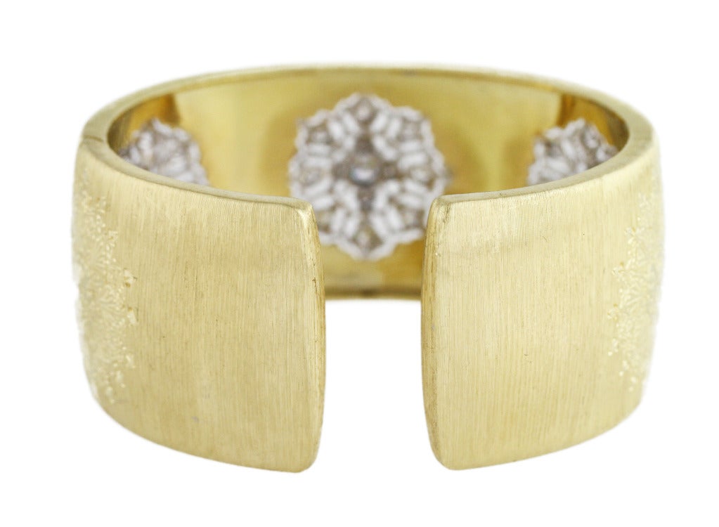 Buccellati Diamond an Gold Cuff Bracelet In Good Condition In Atlanta, GA