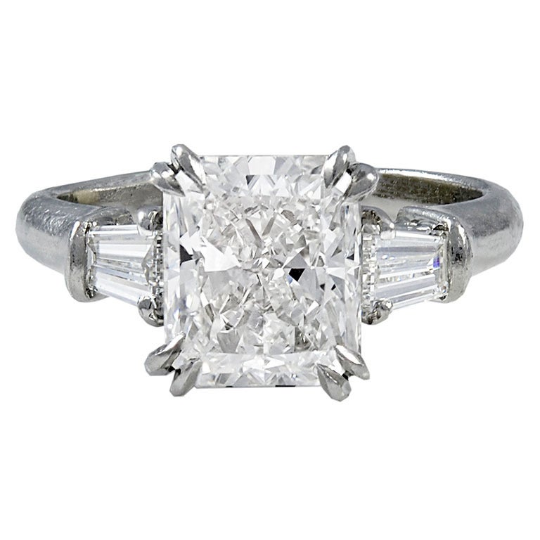 Harry Winston 2.57 carat Radiant cut Diamond Platinum Ring
