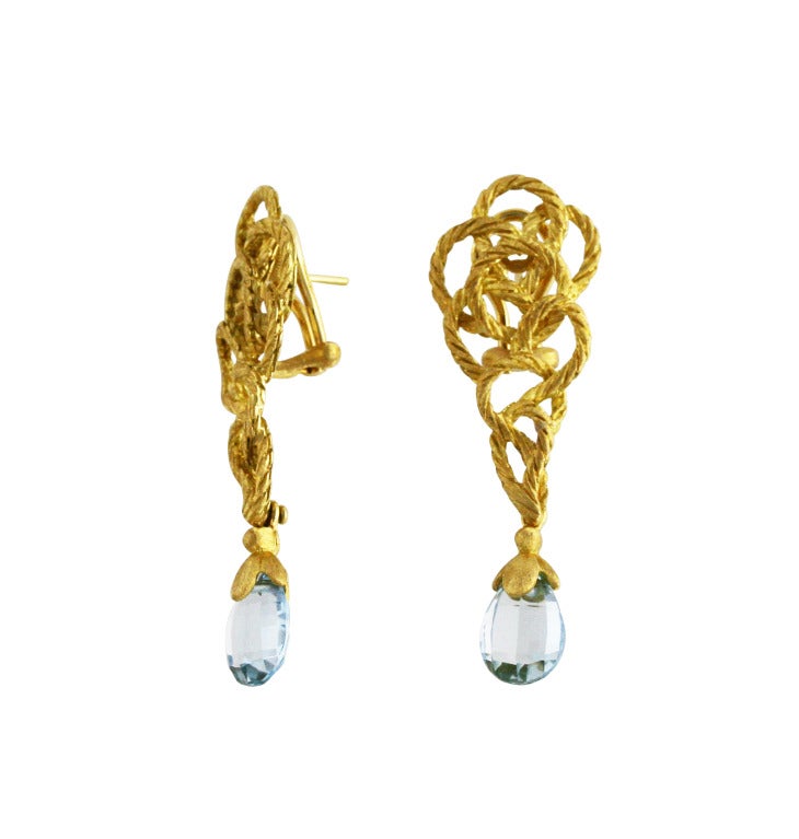 Buccellati Aquamarine 'Crepe de Chine' Pendant-Earclips In Excellent Condition In Atlanta, GA