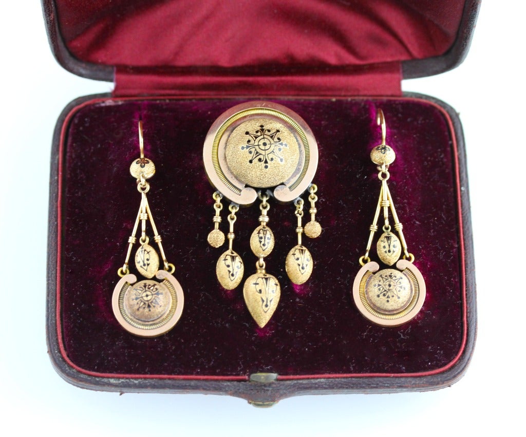 Rare Late 19th Century Enamel and Gold Suite, Retailed by Tiffany & Co. 2