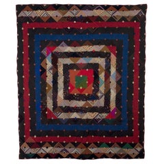 Barnraising Log Cabin Quilt on Square