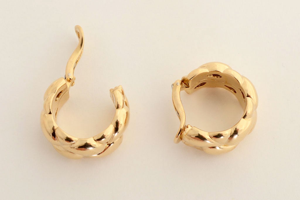 Women's Chopard Casmir Gold Earrings