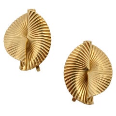 TIFFANY Retro Gold Earrings