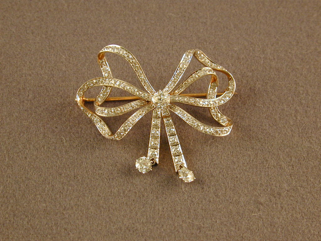 American Platinum, 18kt Gold & Diamond Bow Brooch, Tiffany circa 1910