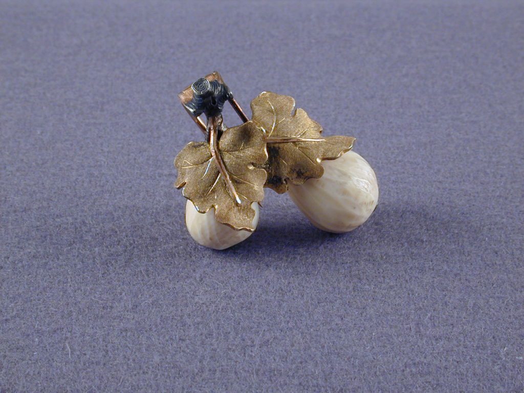 BUCCELLATI  Brooch