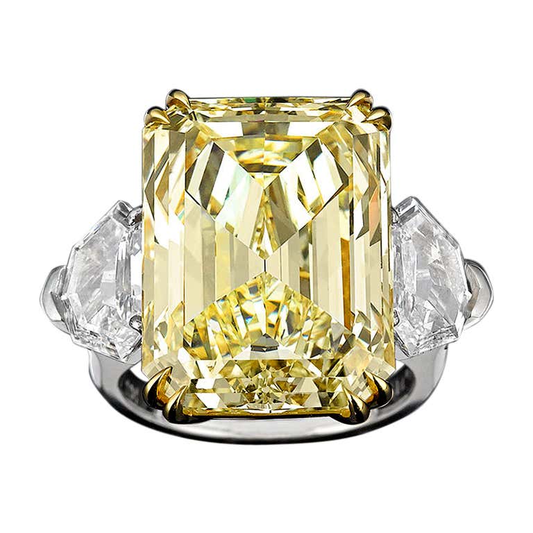 Natural Fancy Yellow Diamond, 20.05 carat at 1stDibs